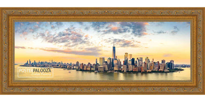 Traditional Antique Gold Movie Poster Frame (Style 1)