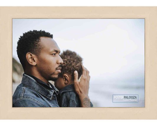Traditional White Washed Movie Poster Frame (Style 4)